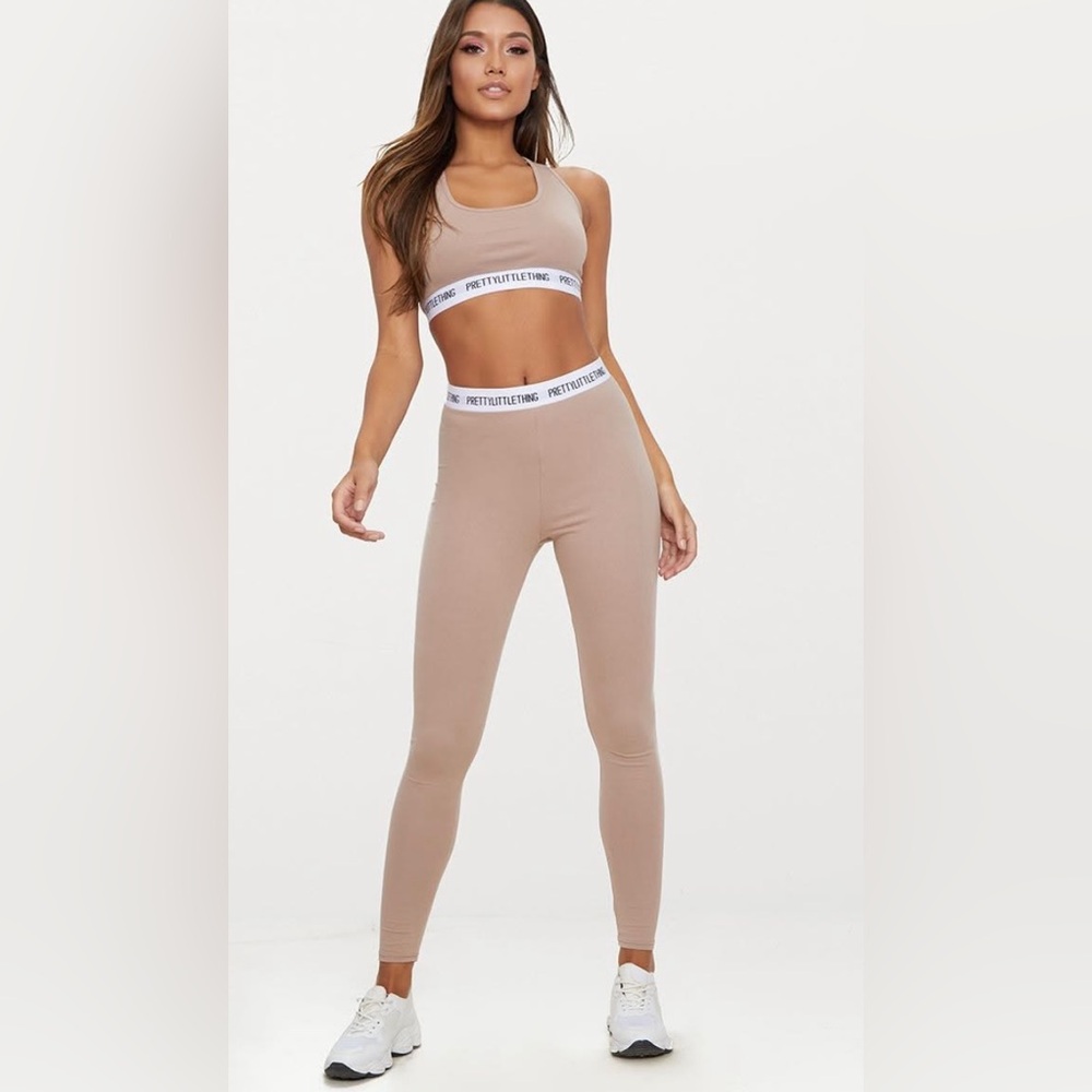PrettyLittleThing Tan Seamless Logo Waistband Leggings *Flaw